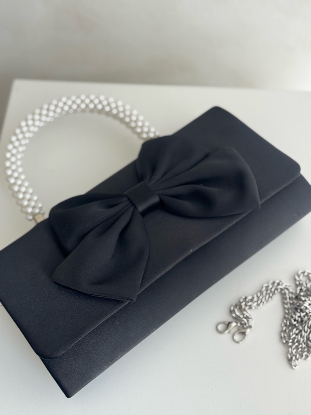 Elegant Black Bow Satin Clutch with Pearl Handle
